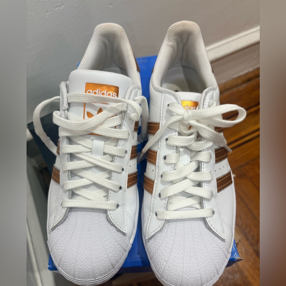 adidas White Sneakers with Metallic Copper Stripes